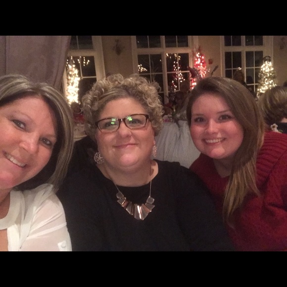 Meet your Posher, Jami - Picture 5 of 5